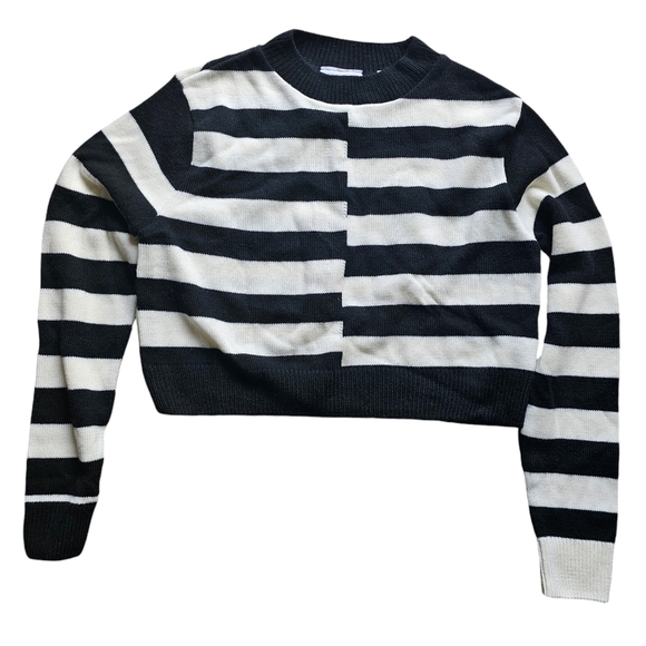 Collusion Women’s sweater black and white striped crew neck size 4/Small crop - Picture 1 of 6
